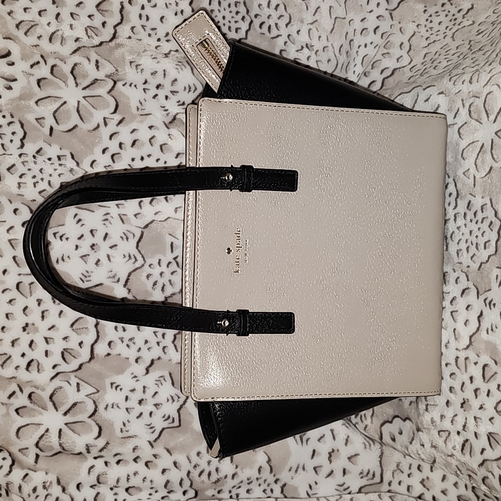 Kate spade ♠️ Crossbody